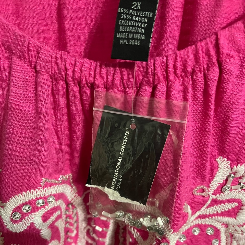 2X INC Pink shirt with white accents and rhinestones. NWT - Picture 6 of 11